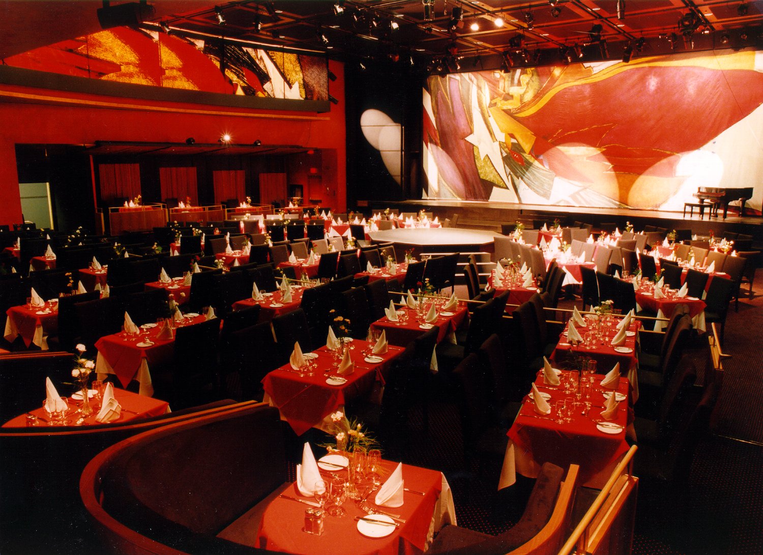 Cabaret du Casino live show at Casino de Montréal